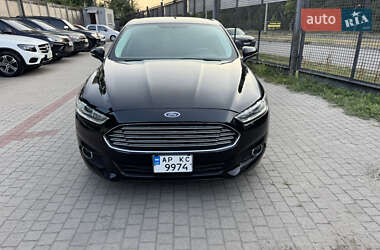 Седан Ford Fusion 2015 в 