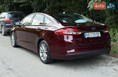 Седан Ford Fusion 2017 в 