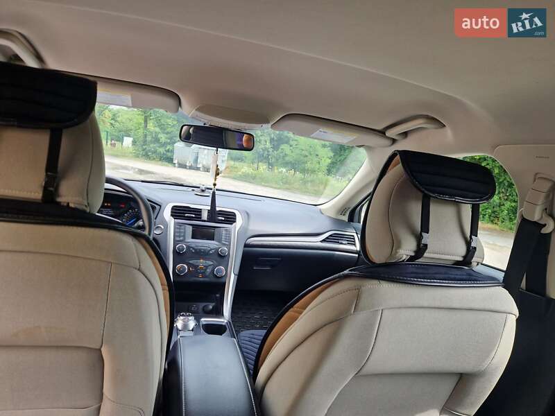 Седан Ford Fusion 2019 в Ладыжине