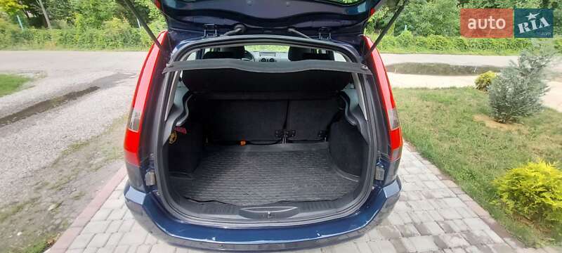 Хэтчбек Ford Fusion 2004 в Киеве