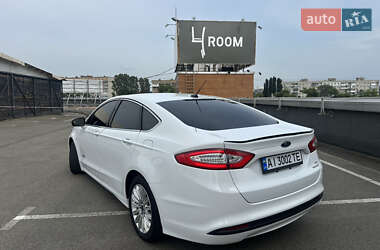 Седан Ford Fusion 2014 в 
