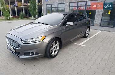 Седан Ford Fusion 2014 в 