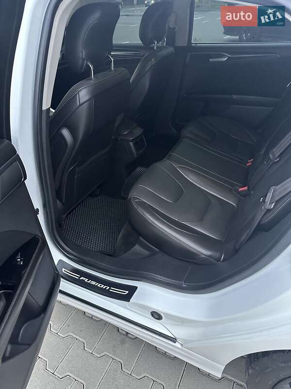 Седан Ford Fusion 2014 в Киеве