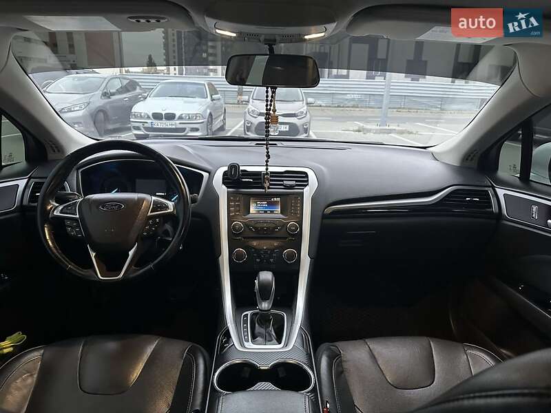 Седан Ford Fusion 2014 в Киеве