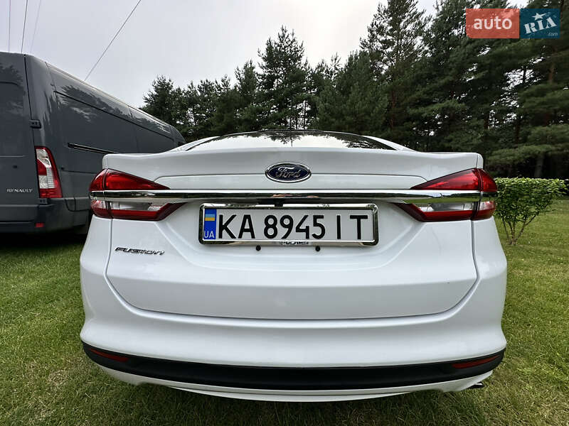 Седан Ford Fusion 2016 в Киеве