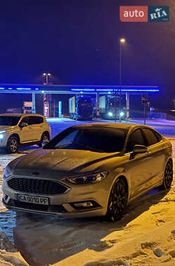 Седан Ford Fusion 2017 в 