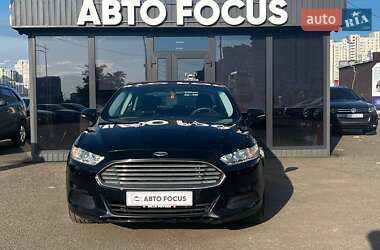 Седан Ford Fusion 2016 в 