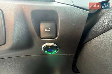 Седан Ford Fusion 2016 в 