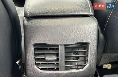 Седан Ford Fusion 2017 в 