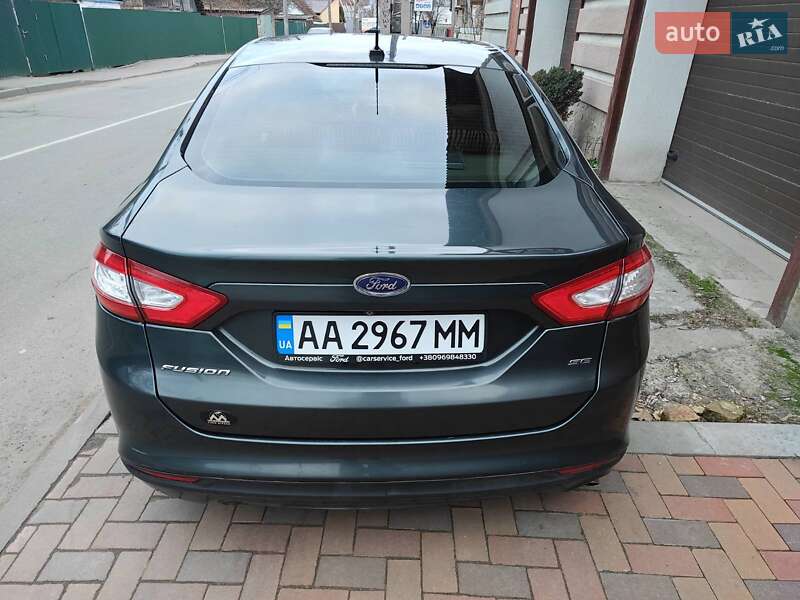 Седан Ford Fusion 2015 в Киеве