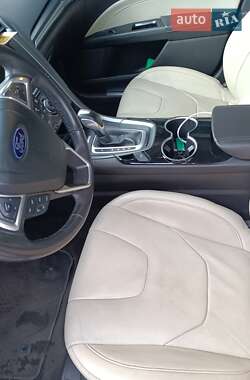 Седан Ford Fusion 2014 в Львове