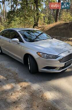 Седан Ford Fusion 2018 в 