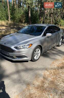 Седан Ford Fusion 2018 в 