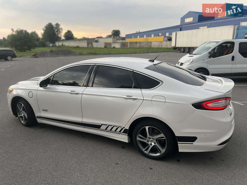 Седан Ford Fusion 2014 в Хмельнике