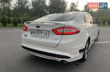 Седан Ford Fusion 2014 в 