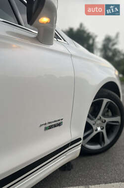 Седан Ford Fusion 2014 в 