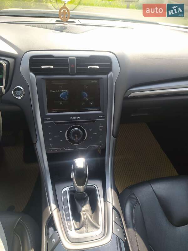 Седан Ford Fusion 2013 в Дрогобыче