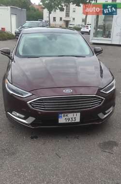 Седан Ford Fusion 2016 в 