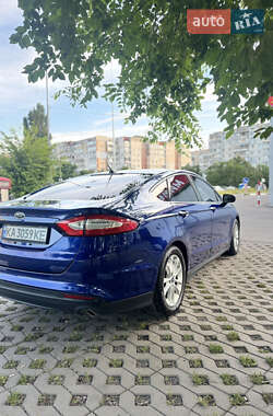 Седан Ford Fusion 2014 в 
