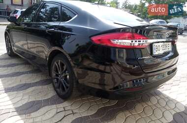 Седан Ford Fusion 2018 в 