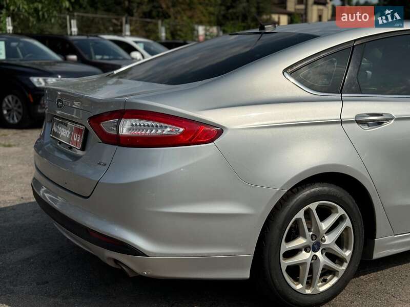 Седан Ford Fusion 2015 в Виннице