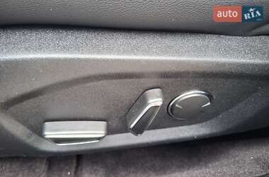 Седан Ford Fusion 2018 в 