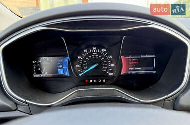 Седан Ford Fusion 2014 в 