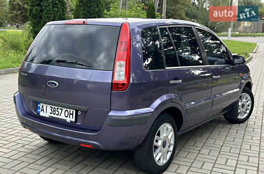 Хэтчбек Ford Fusion 2008 в 