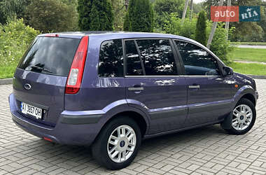 Хэтчбек Ford Fusion 2008 в 
