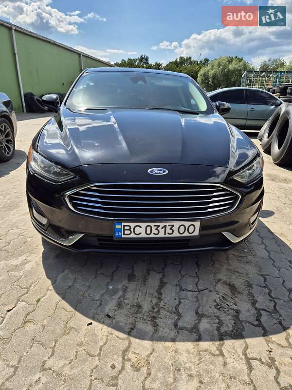 Седан Ford Fusion 2020 в 