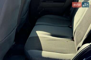 Хэтчбек Ford Fusion 2011 в 