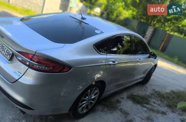 Седан Ford Fusion 2017 в 