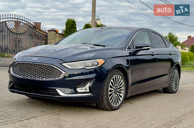 Седан Ford Fusion 2020 в 