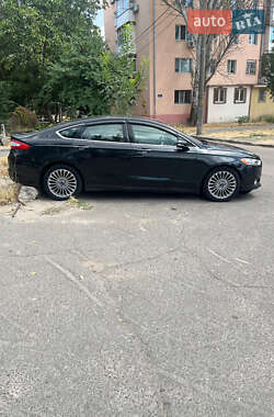 Седан Ford Fusion 2014 в 