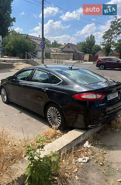 Седан Ford Fusion 2014 в 