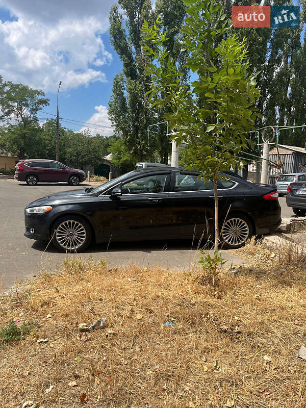 Седан Ford Fusion 2014 в Миколаєві