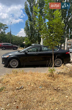 Седан Ford Fusion 2014 в 