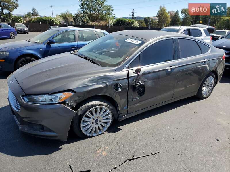 Ford Fusion 2016