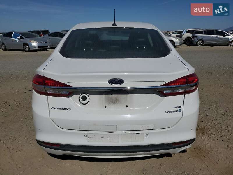 Седан Ford Fusion 2017 в Львове