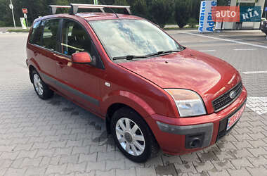 Хэтчбек Ford Fusion 2008 в 