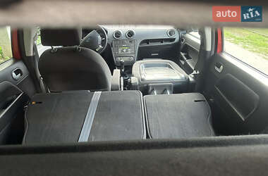 Хэтчбек Ford Fusion 2008 в 