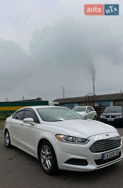 Седан Ford Fusion 2013 в 
