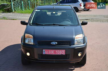 Хэтчбек Ford Fusion 2009 в 