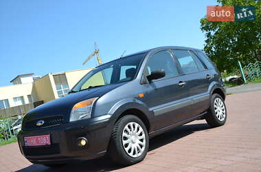 Хэтчбек Ford Fusion 2009 в 