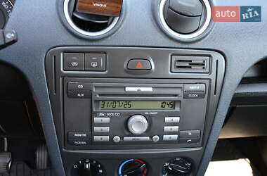 Хэтчбек Ford Fusion 2009 в 