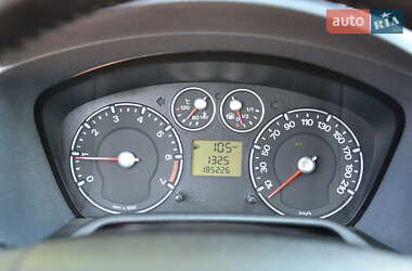 Хэтчбек Ford Fusion 2009 в 