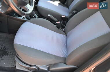 Хэтчбек Ford Fusion 2009 в 