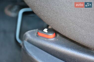 Хэтчбек Ford Fusion 2009 в 