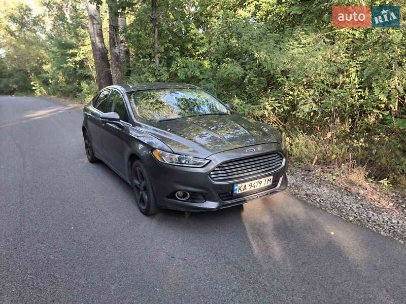 Седан Ford Fusion 2013 в Днепре