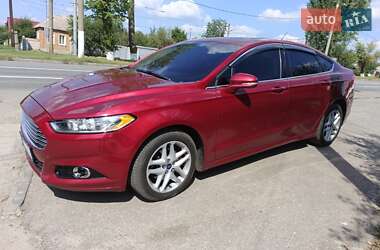 Седан Ford Fusion 2015 в 